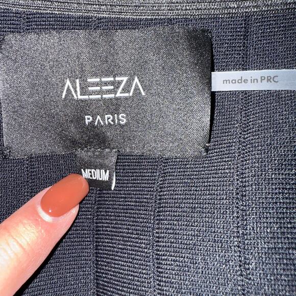 Women's Aleeza Paris Beautiful Black Pleated Midi Skirt Size Medium NEW - Picture 5 of 12